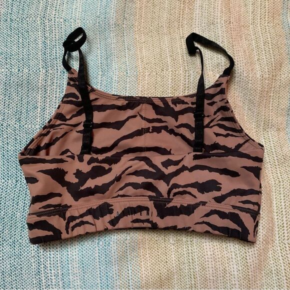 All Fenix Sports Bra size small - Picture 3 of 4